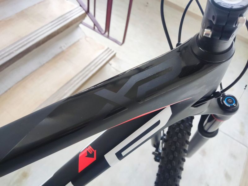 Superior 29“ XP 929 XL karbon, v provozu od 2021, nový rám