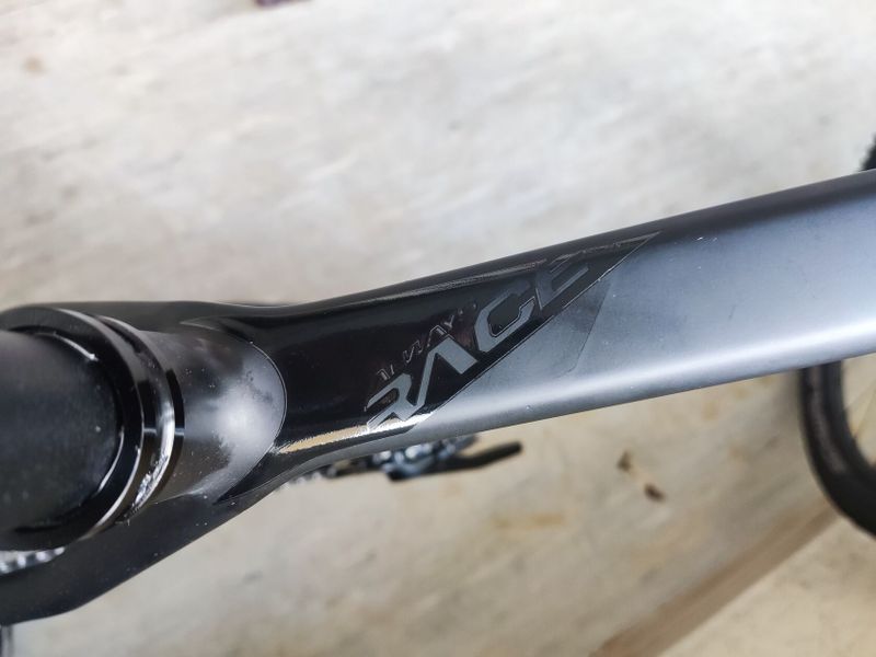 Superior 29“ XP 929 XL karbon, v provozu od 2021, nový rám