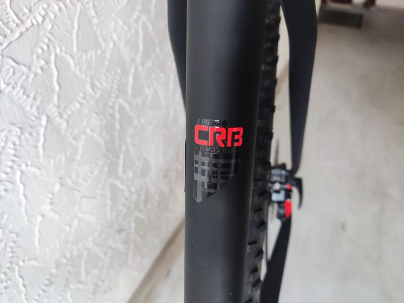 Superior 29“ XP 929 XL karbon, v provozu od 2021, nový rám