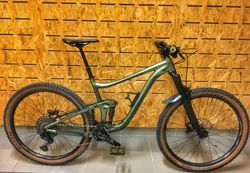 Giant Reign 29 2