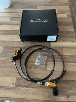 Zadní brzda Hope Tech 4 E4