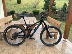 TREK SLASH 8 2020 M/L