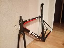 Prodám silniční karbonový rám BMC Teammachine SLR 01 29990,-