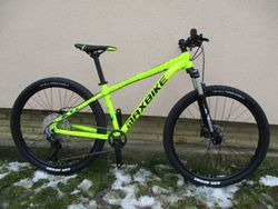 Nové 27,5" kolo na rámu Maxbike M507 15", vzduchová vidlice Suntour Raidon, Deore 1x11