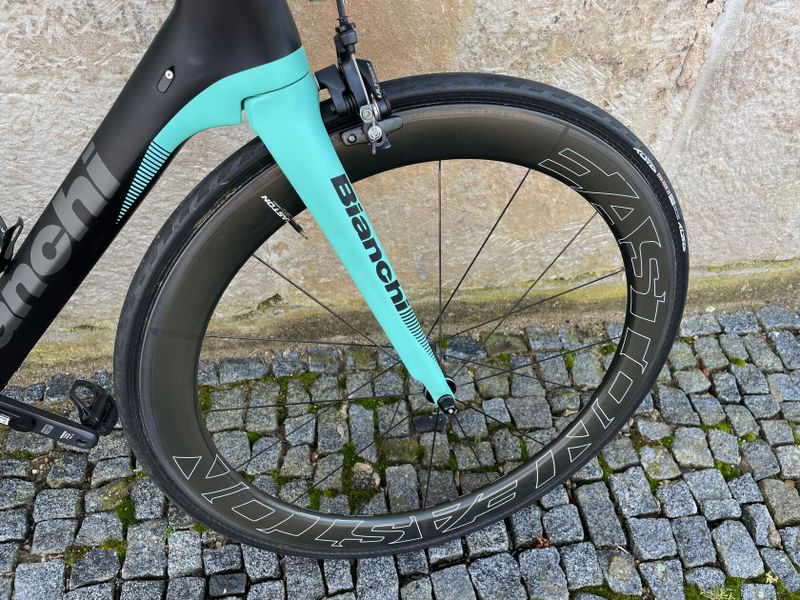 Bianchi Oltre XR3 - Di2 vel. 59