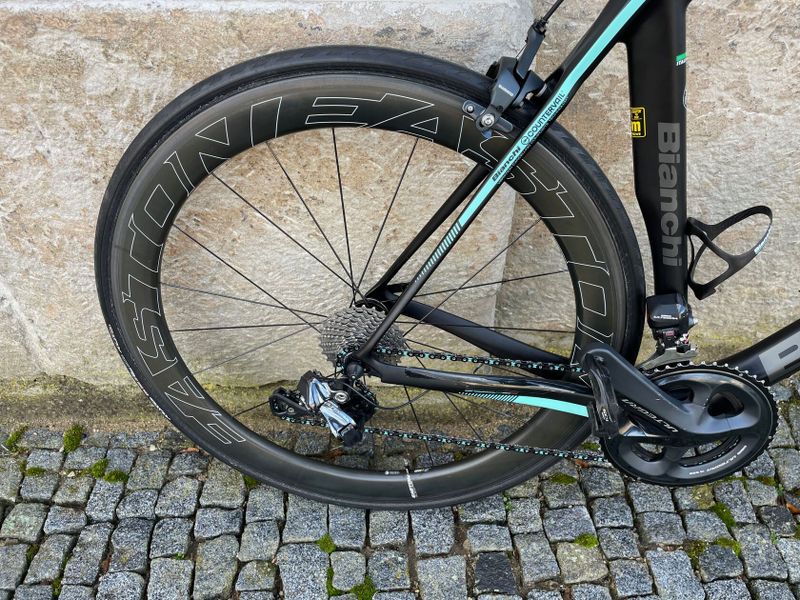 Bianchi Oltre XR3 - Di2 vel. 59