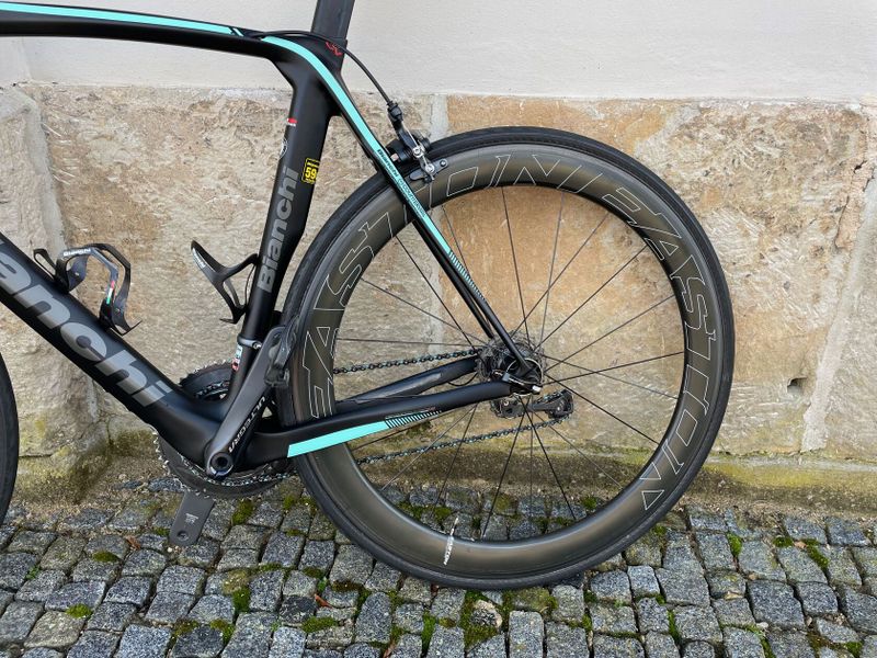 Bianchi Oltre XR3 - Di2 vel. 59
