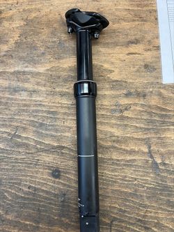 Sedlovka Giant contact 30,9mm více variant zdvihu