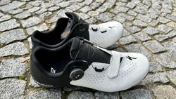 Skoro nové tretry Specialized s karbonovou podrážkou