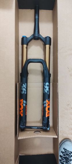 FOX 36 170 mm 29"/27,5" Kashima Factory