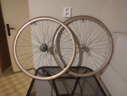 Zapletené kola Remerx sprint 622 x 17 C