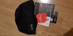 Čepice Gore C3 pod helmu