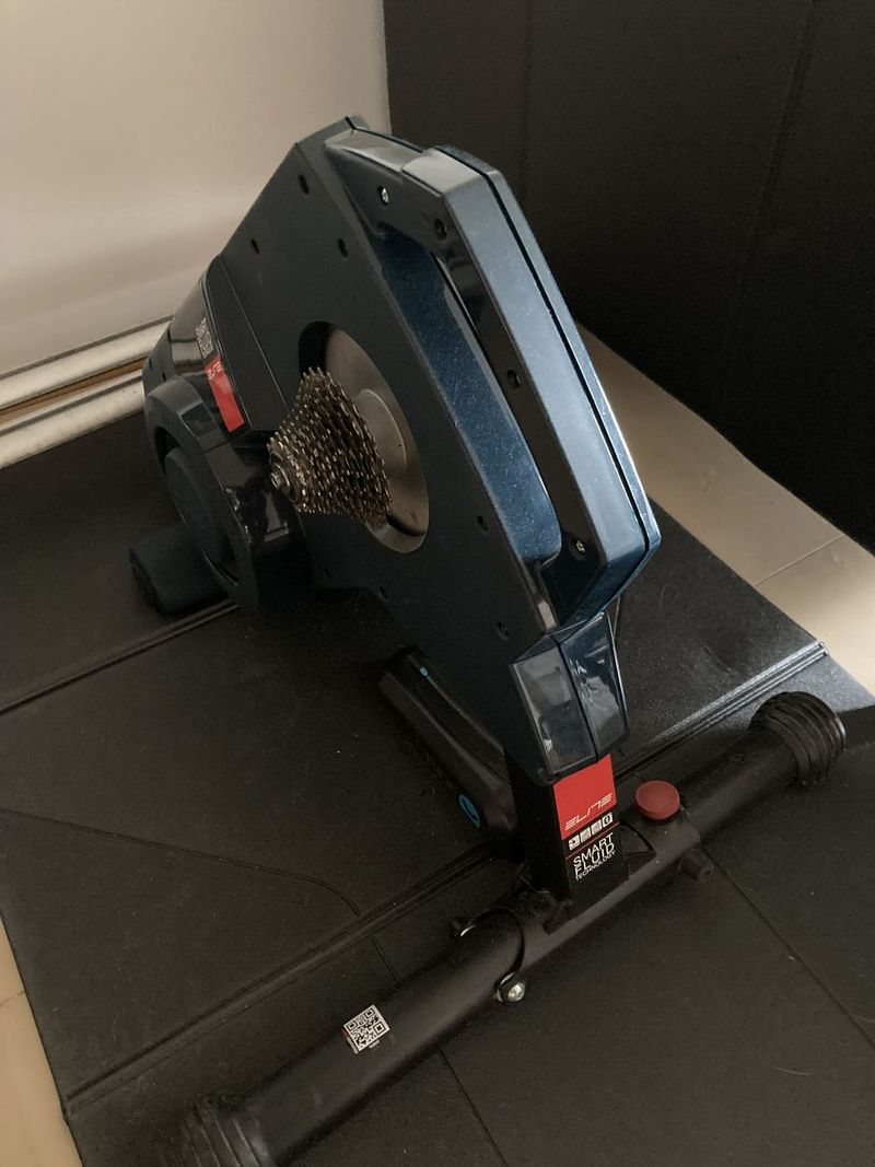 Cyklotrenažér ELITE Smart Fluid