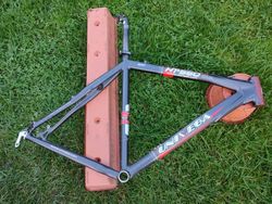 rám Univega 26" XL
