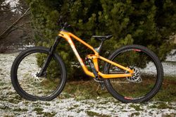 Enduro Trek Slash 9.7 2021 M karbon