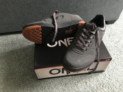Boty O'Neal PUMPS Flat V.22 šedá