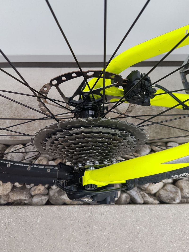 BMC trail/enduro kolo 27,5“, celoodpružené, velikost XL, hliník