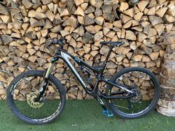 Celoodpružené enduro scott genius LT 710