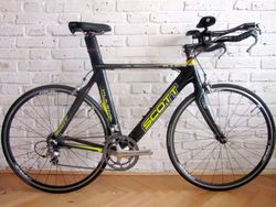 SCOTT PLASMA na Shimano ULTEGRA, 56 cm. Super stav.