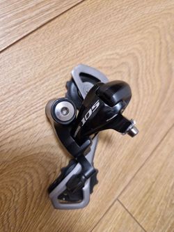 Shimano 105 RD-5701 GS - černá