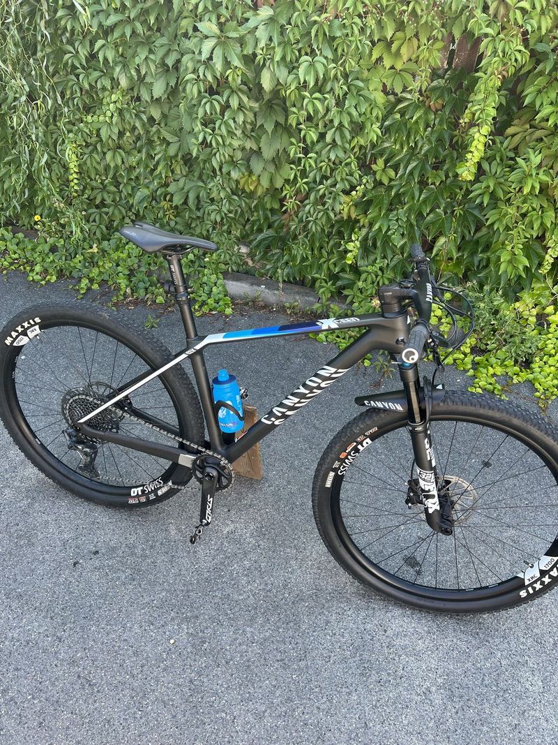 Exceed CF SLX 8 CANYON