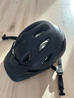Giro Montaro velM mips
