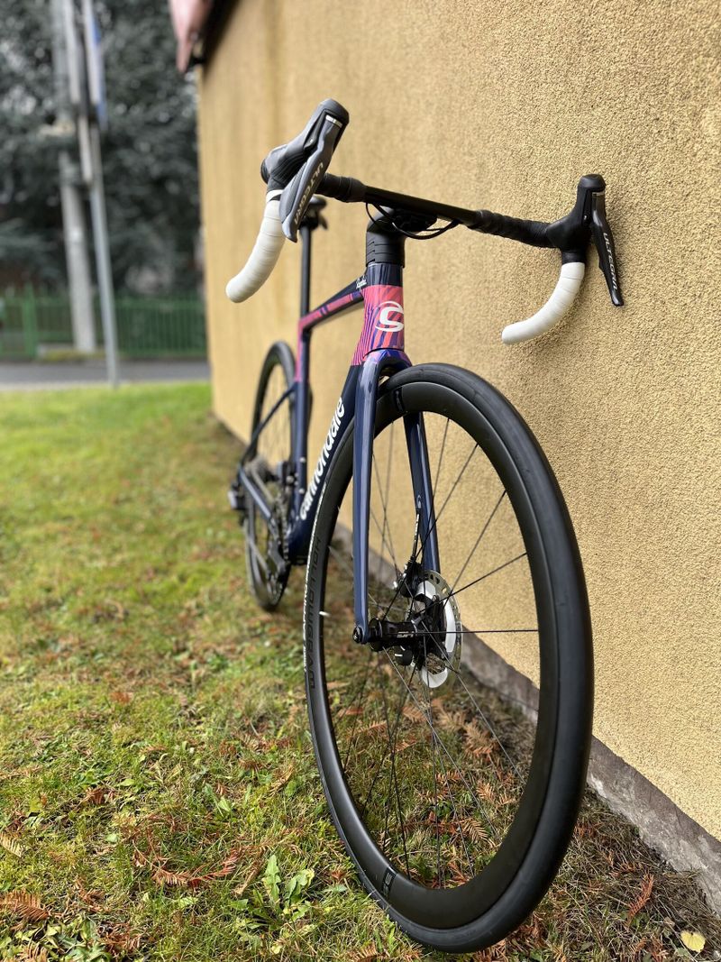 Silniční kolo Cannondale Super Six EVO Hi-Mod Disc Ultegra - Team Replica