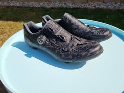 Tretry na gravel Shimano SH-RX800ML černá vel. 43 + shimano návleky