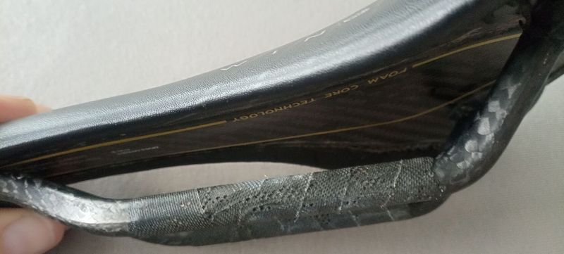 Prodám sedlo FIZIK ANTARES 00 CARBON.
