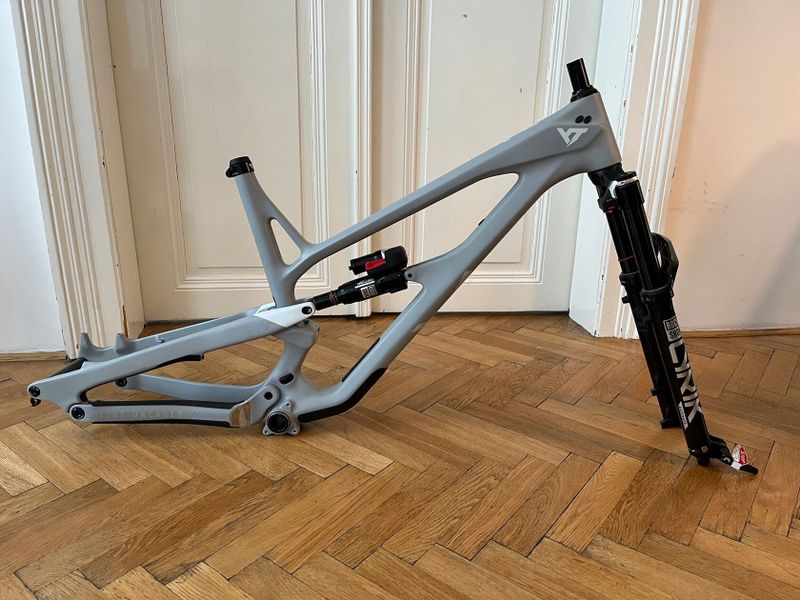 Rámový set YT Jeffsy 29''+ RS Fly Attendant