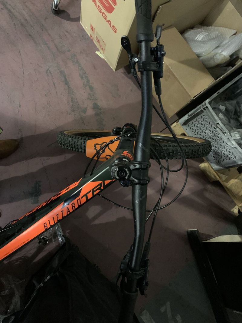 Rock Machine Blizzard SLX + Boty spd ZDARMA