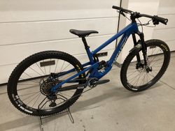 Santa Cruz Hightower vel.M rok 2020