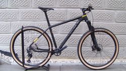 SLEVA!!! Nové kolo THOMPSON XC-9000, RockShox Recon 120mm, Shimano 1x12, osy BOOST