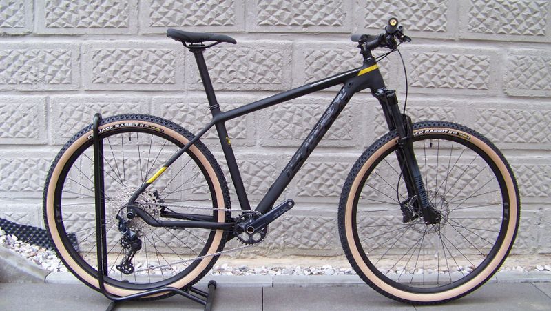 Nové 29" kolo THOMPSON XC-9000, RockShox Recon 120mm, Shimano 1x12, osy BOOST