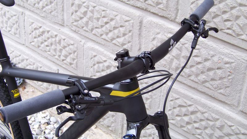 Nové 29" kolo THOMPSON XC-9000, RockShox Recon 120mm, Shimano 1x12, osy BOOST