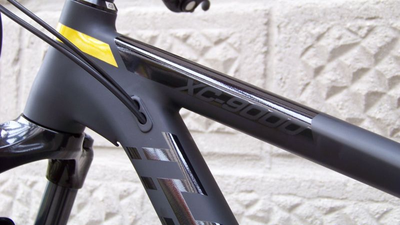 Nové 29" kolo THOMPSON XC-9000, RockShox Recon 120mm, Shimano 1x12, osy BOOST