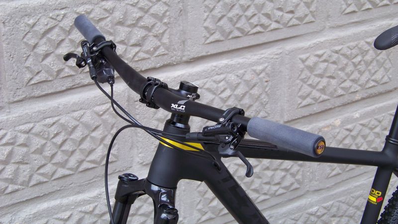 Nové 29" kolo THOMPSON XC-9000, RockShox Recon 120mm, Shimano 1x12, osy BOOST
