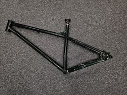 hardcore hardtail Stanton Switch9er 18" long stealth green