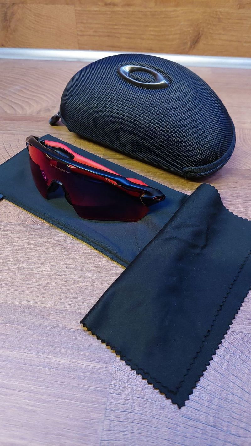 Oakley Radar EV XS Path 