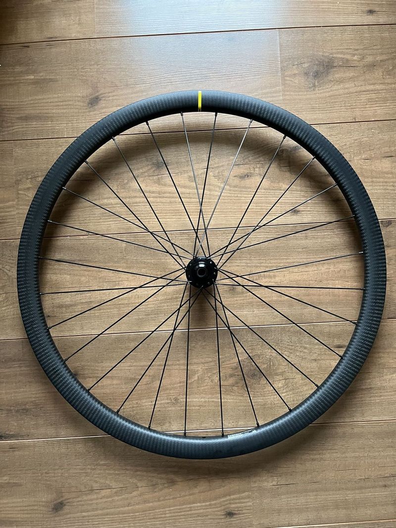 NOVÉ! Výplety Mavic OPEN PRO CARBON 32 UST DISC + Mavic Road Hub Disc CL + DT Swiss Aerolite