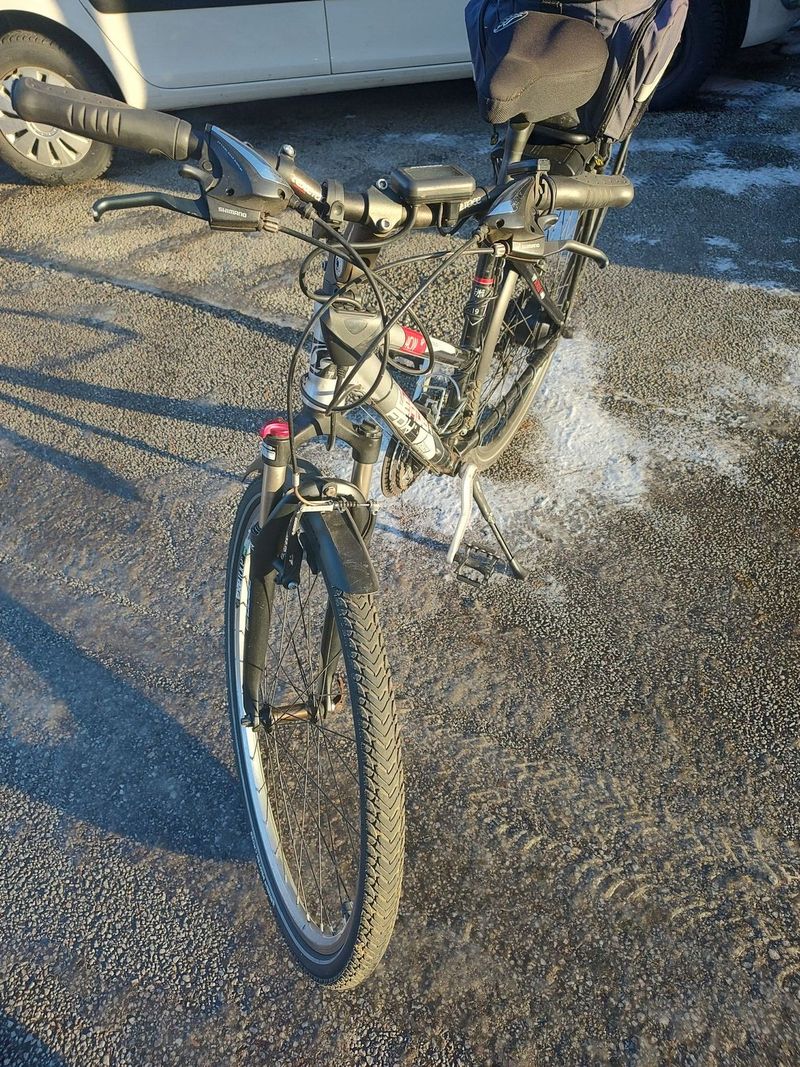 prodám dámské elektrokolo