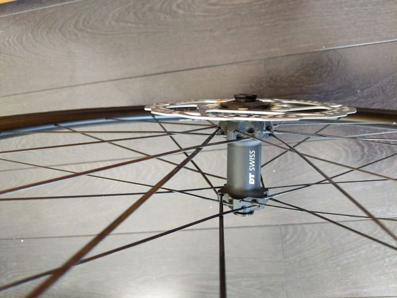 Přední zapletene kolo DT SWISS Spline E1850