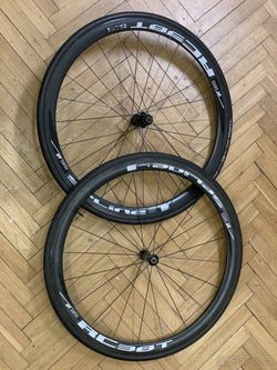 karbonová kola dt swiss spline rc38t
