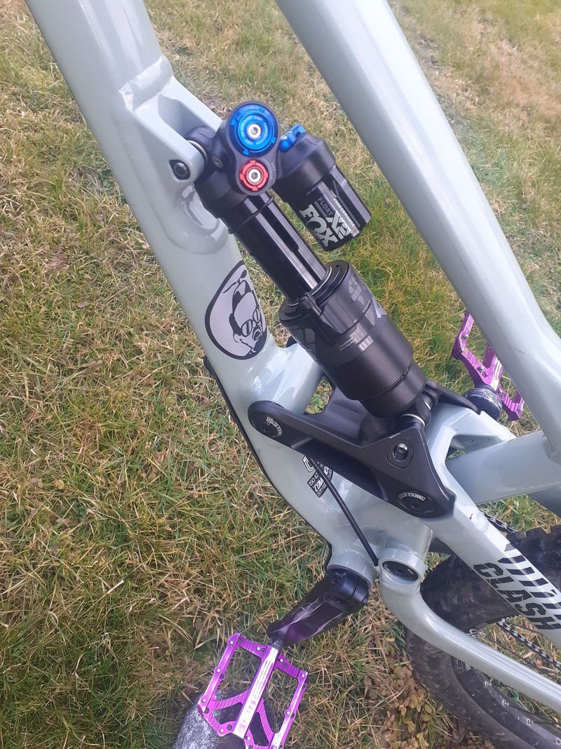Commencal Clash Essential