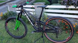 Trek Slash