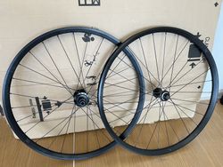 vypletená kola Shimano Deore nová