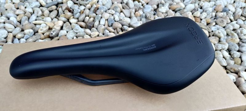 nové sedlo Ergon SR10 Pro carbon