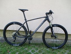 Nové 29" kolo na rámu Maxbike M709 vel. 21", Deore 2x10, vzduch. vidlice Suntour Raidon, pevné osy