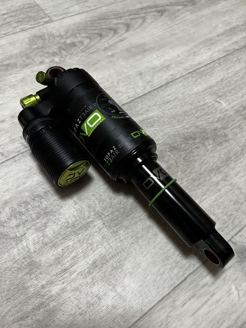 DVO Topaz T3air 210x50/55
