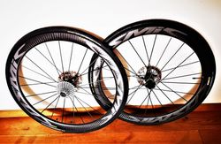 1. MAVIC COSMIC PRO CARBON (kotoučové brzdy)
